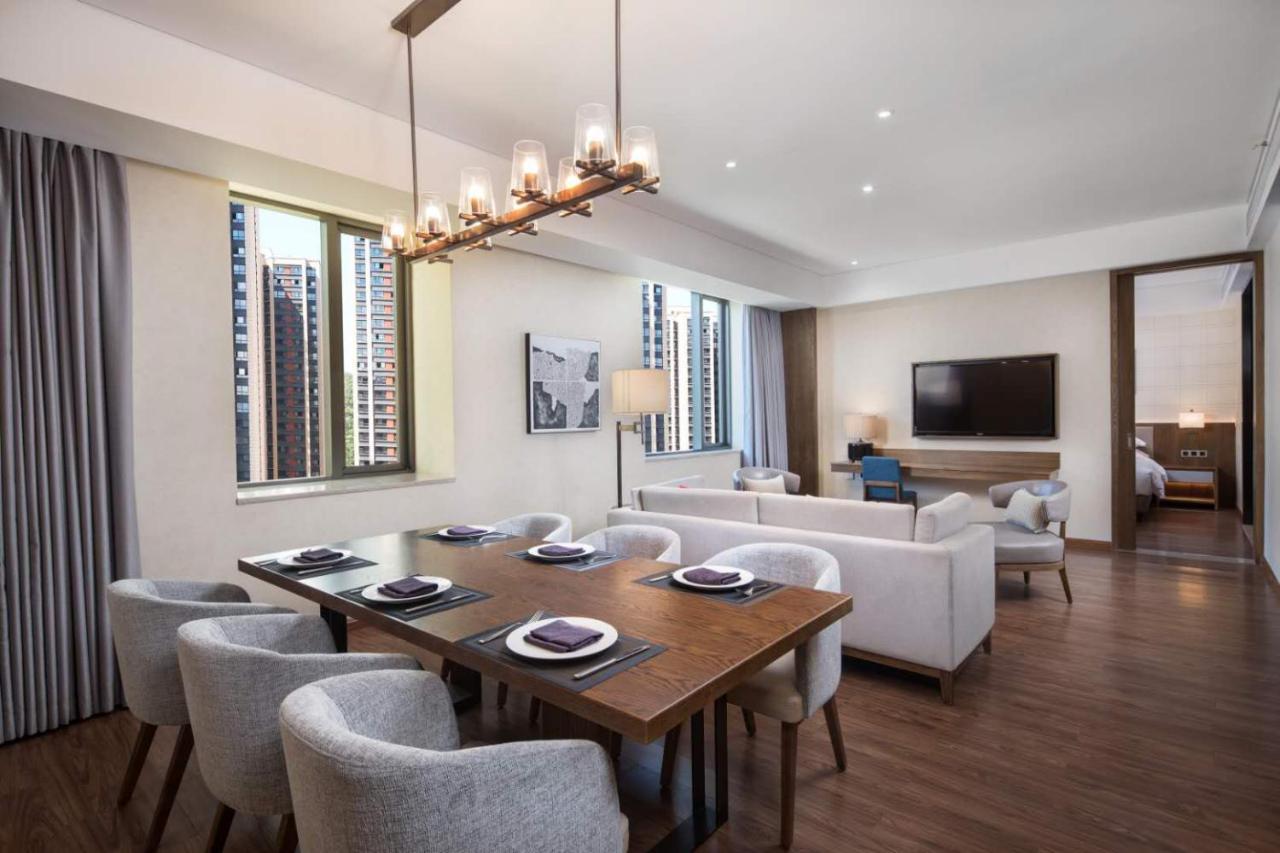 מלון Ramada By Wyndham Baoji Jintai מראה חיצוני תמונה